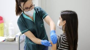 obbligo vaccino per adolescenti